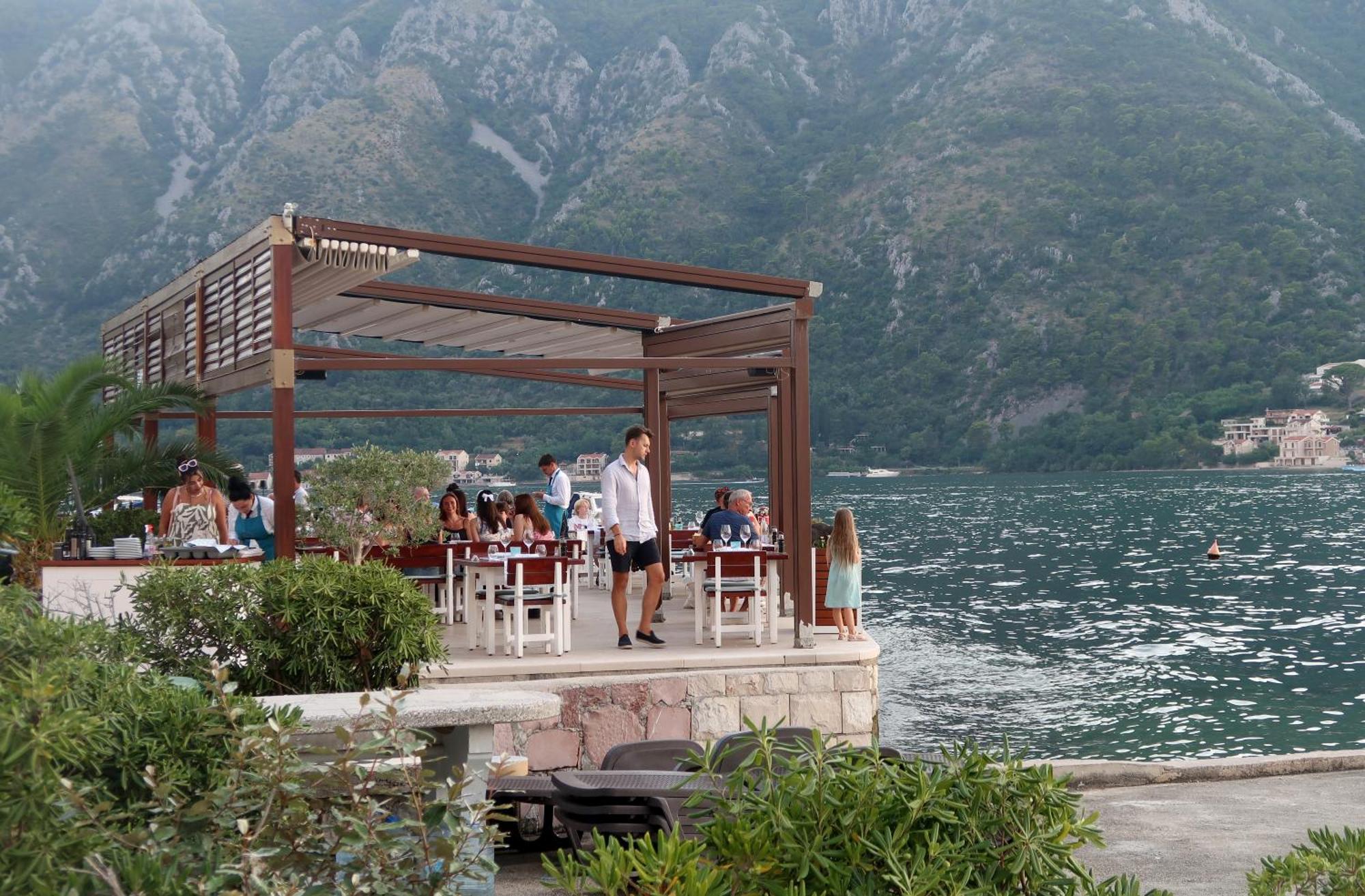 Cozy Nest, 350M To Beach, Free Parking, Wi-Fi Kotor Exterior foto